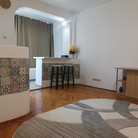 Try The Central Feeling Timisoara Exterior photo